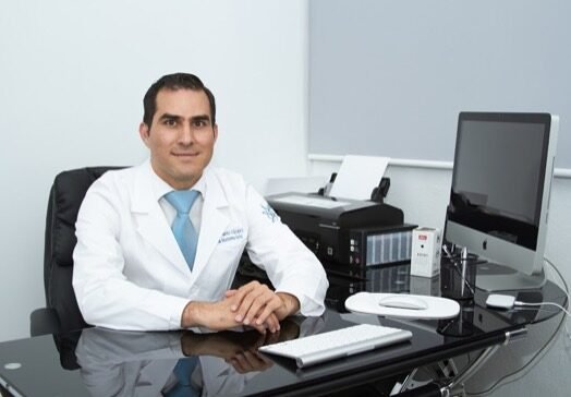 Dr. Eduardo Nieto, Ginecólogo Materno Fetal